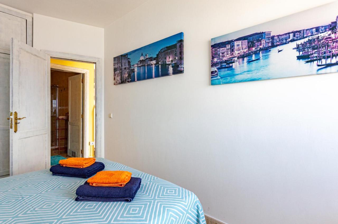 קורלחו M.E.Downtownapartment מראה חיצוני תמונה